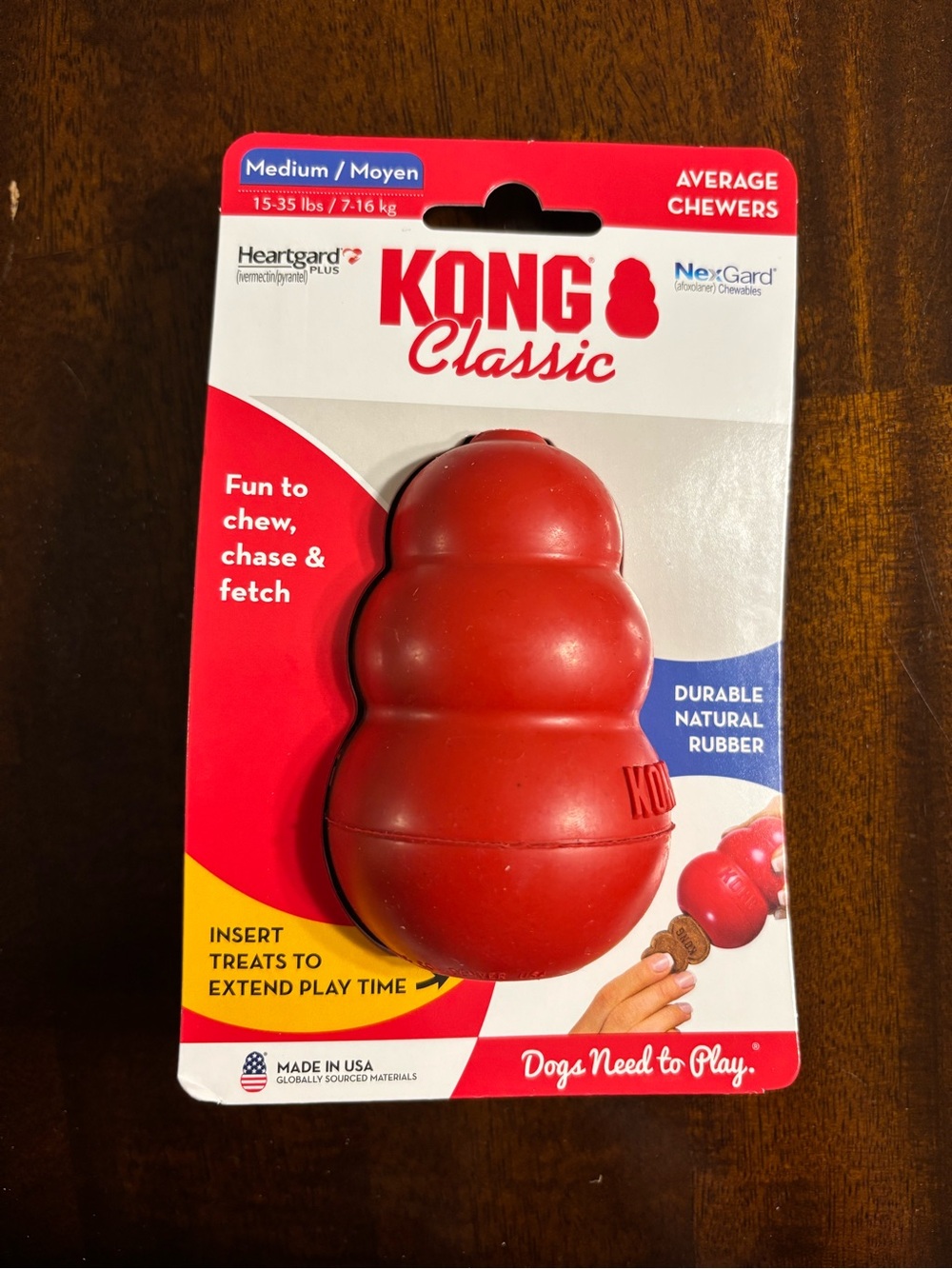 Brand New KONG Classic Chew Toy Medium size Average Chewers